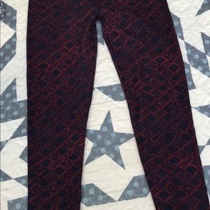 LuLaRoe Pants - LuLaRue one Sz Leggings. Navy blue & Red LuLaRoe Pants - LuLaRue one Sz Leggings. Navy blue & Red